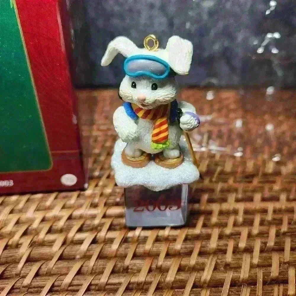 Heirloom Collection Ice Pals‎ Christmas Series 2003 Ornament